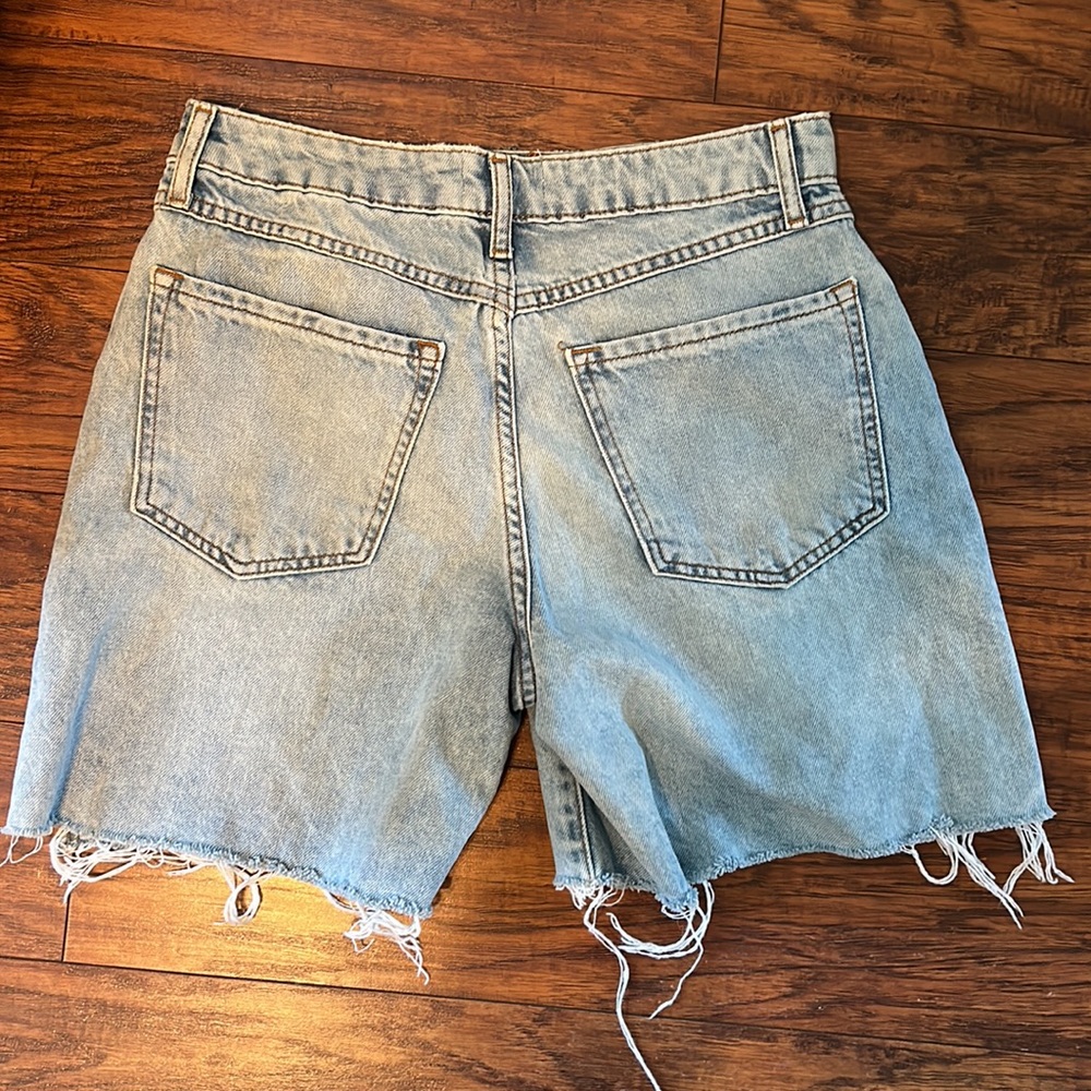 Jean shorts - Picture 2 of 3
